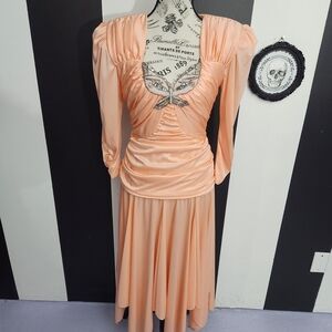 Chic Peach Maxi Dress with Ruched Detailing